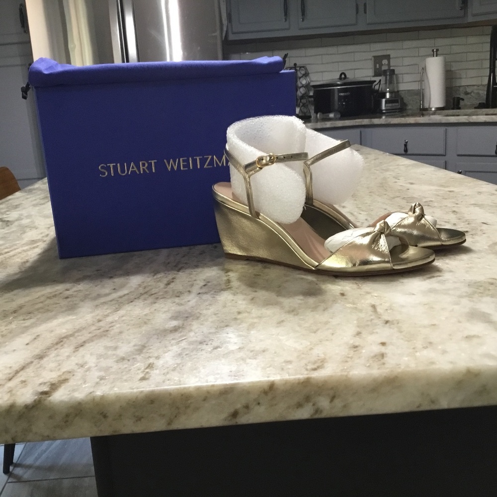Stuart Weizman Gloria Wedge—New In Box